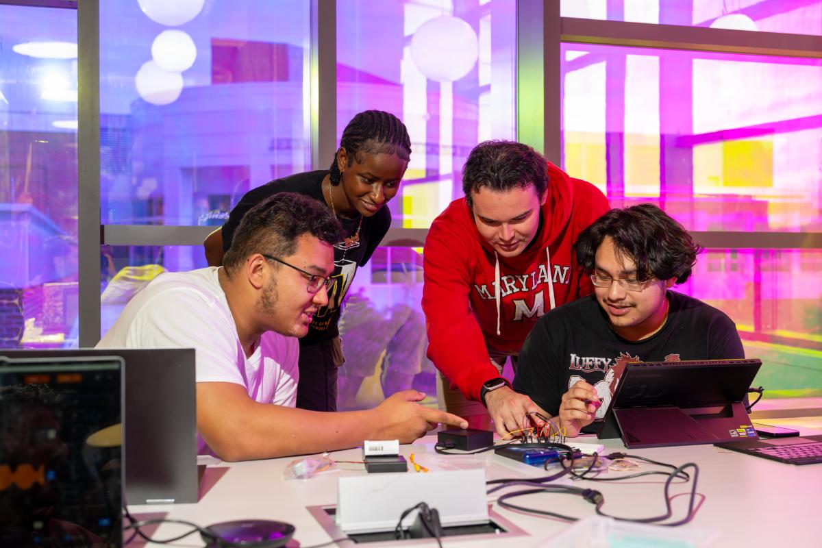 Students in an engineering lab working together