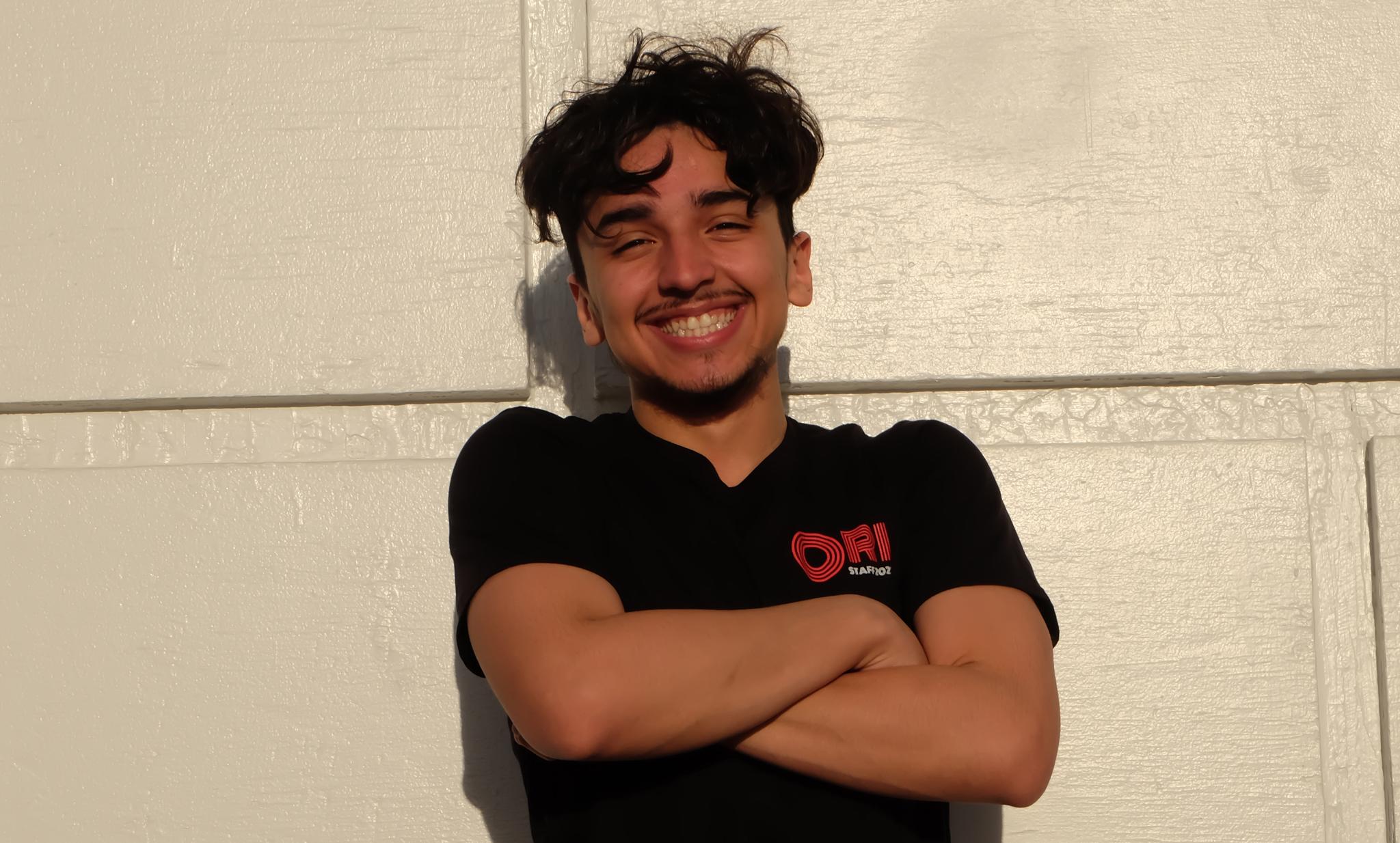 Dennis Headshot