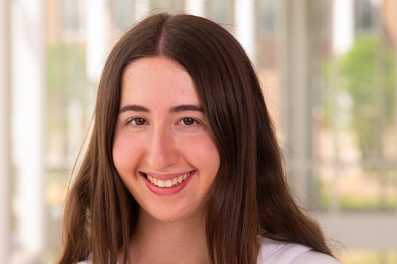 Transition Mentor Kate Hoffman in a white UMD t-shirt